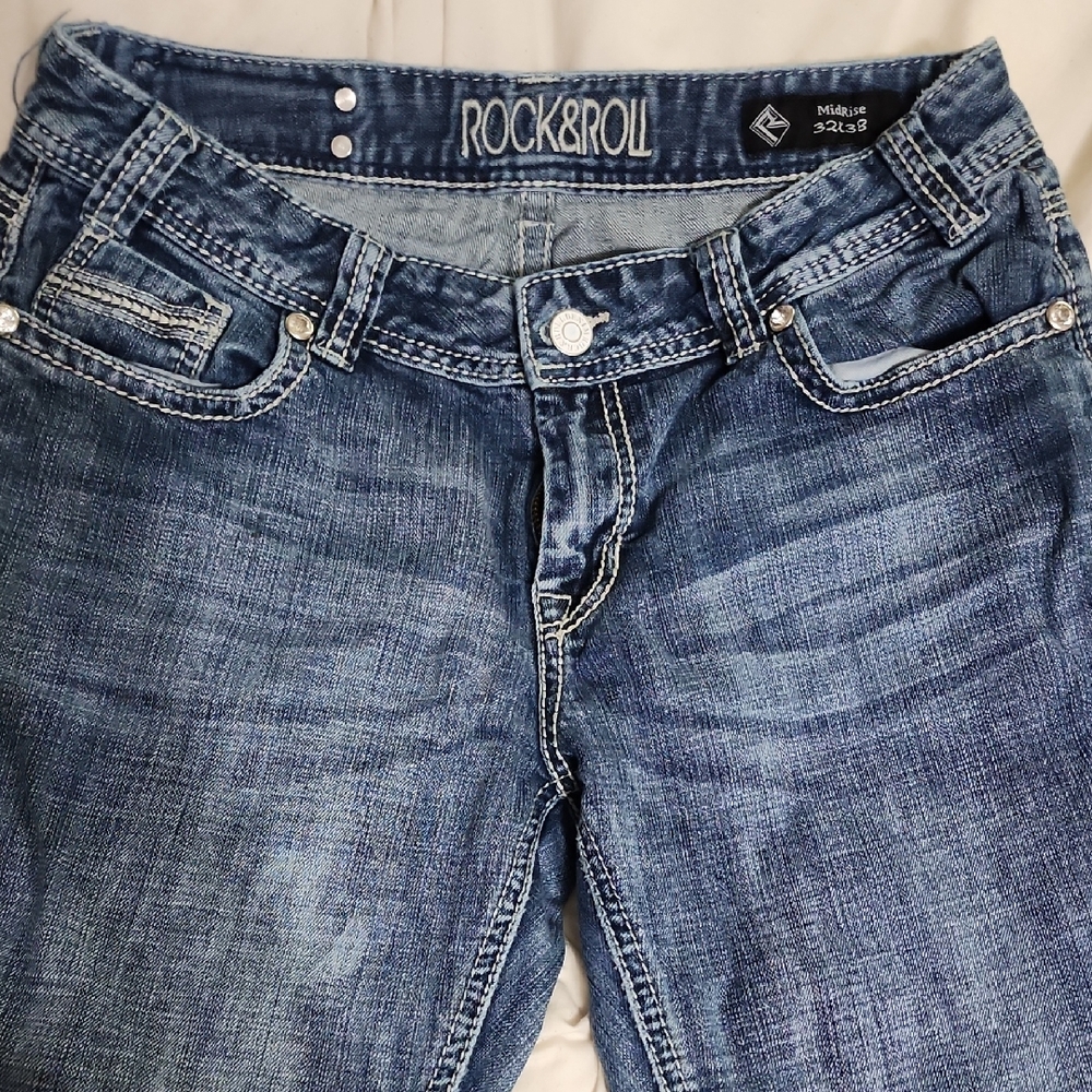 Rock & Roll Cowgirl Blue Boot Cut Jeans with Distressed Look